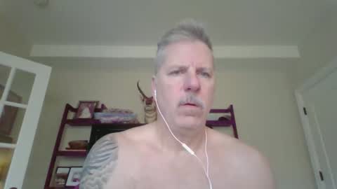 kevins_alone online show from April 23, 12:29 pm