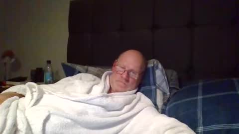 kevlooking4sez online show from April 4, 11:13 pm