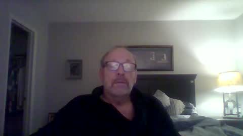 Snapshot of kfries chatting on December 19, 6:56 am Kent online show from December 19, 6:56 am
