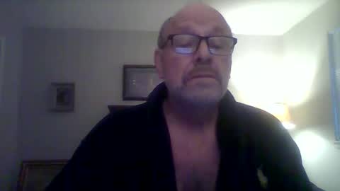 Snapshot of kfries chatting on December 6, 2:28 pm Kent online show from December 6, 2:28 pm