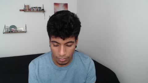 khevinlopezonig online show from February 19, 6:43 pm