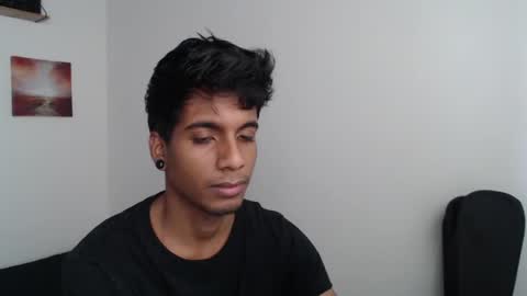 khevinlopezonig online show from February 15, 3:50 pm