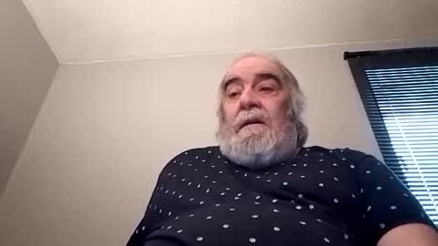 KICKINME online show from November 12, 8:31 am