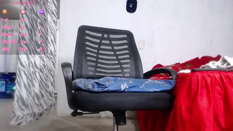 Kilian xxx online show from December 4, 4:30 am