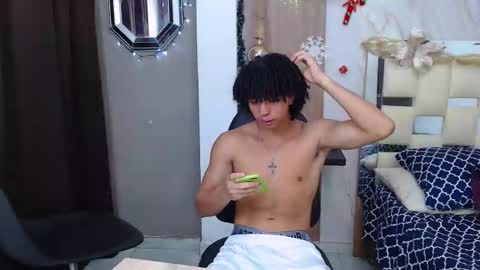 KIM online show from December 2, 3:59 pm