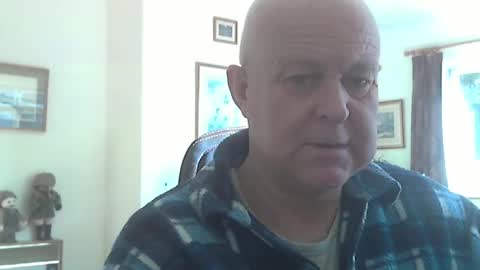 Snapshot of kindahairy4u chatting on October 27, 9:44 am kindahairy4u online show from October 27, 9:44 am