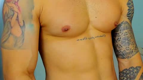 king_of_kings__ online show from April 29, 1:38 pm