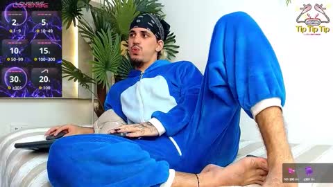 king voy online show from September 11, 8:30 pm