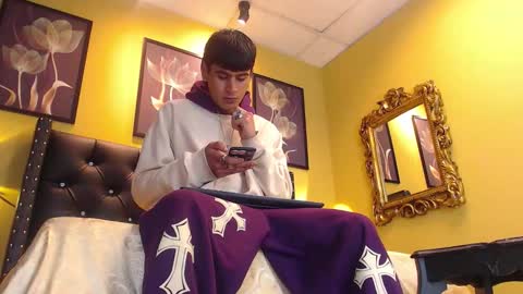 Yer online show from December 5, 4:19 am