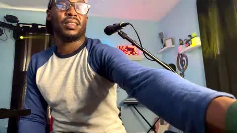 Snapshot of kingcorbra chatting on February 28, 7:03 pm KC online show from February 28, 7:03 pm