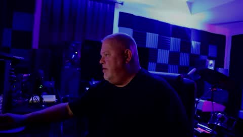 King James VIII online show from February 16, 5:38 am