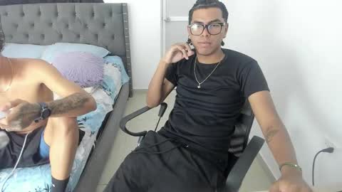 Snapshot of kings_latins chatting on October 18, 10:58 pm DOMINANT ALPHA KINGS online show from October 18, 10:58 pm