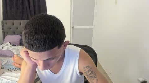 Snapshot of kings_latins chatting on October 16, 5:48 am DOMINANT ALPHA KINGS online show from October 16, 5:48 am