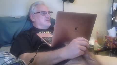 kingtongue10 online show from March 26, 8:57 pm