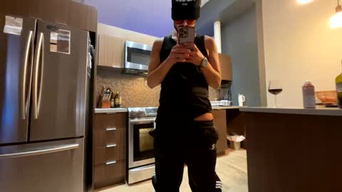 Snapshot of kinky_sport_lad chatting on October 2, 1:53 am kinky_sport_lad online show from October 2, 1:53 am