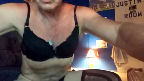 Kinkyslave4u online show from May 14, 3:15 am
