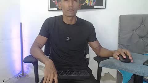 kiran_01 online show from October 3, 8:03 pm