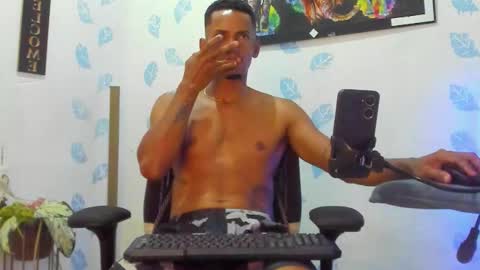 kiran_01 online show from November 10, 12:54 pm