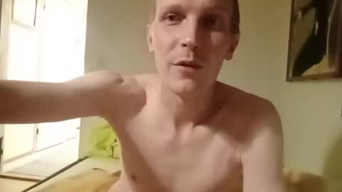 Erik online show from October 12, 6:46 pm