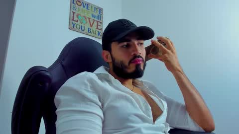 klinsmannwalton online show from November 20, 12:26 pm