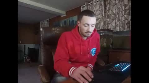 LOUiViLAN online show from December 12, 10:02 am