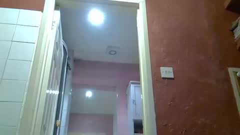 klovesu2000 online show from December 17, 7:59 pm