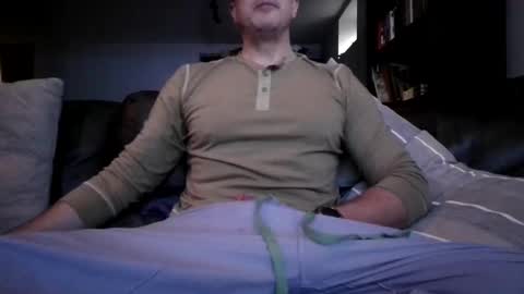 Knight3975 online show from March 10, 11:00 pm