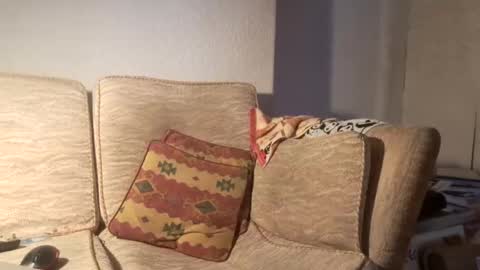 kokworshipper online show from January 26, 4:09 pm