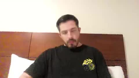 Snapshot of kolombianox chatting on October 17, 3:43 am kolombianox online show from October 17, 3:43 am