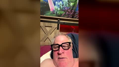 korysmith568 online show from February 12, 3:01 am