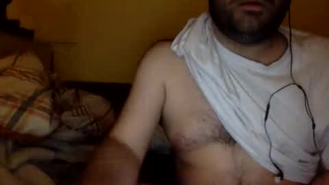 kr4k3n_ online show from October 22, 10:57 pm