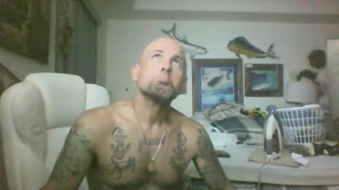 Snapshot of krisdaviddemblans55 chatting on January 28, 5:43 am Kristian online show from January 28, 5:43 am