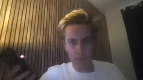 krisl77 online show from April 4, 6:27 pm