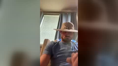 krispyholmes online show from August 7, 7:31 pm