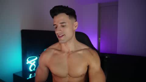 KROPS online show from December 18, 9:05 am