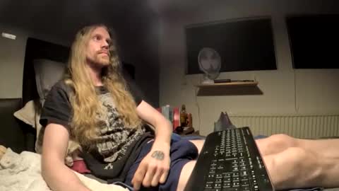 Krullz online show from February 4, 1:44 am