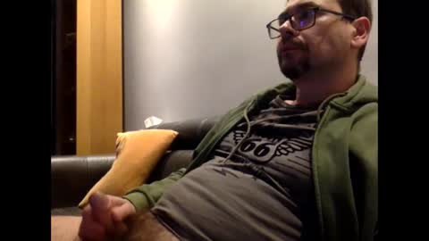 Snapshot of krzysztof1977 chatting on January 25, 9:14 pm krzysztof1977 online show from January 25, 9:14 pm