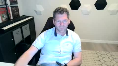 kukk_you online show from November 17, 10:13 pm