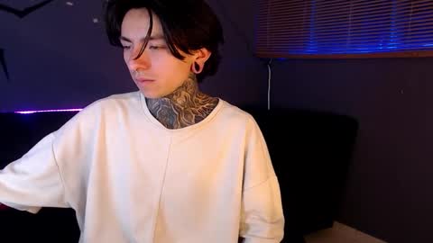 kuregari_xs online show from October 21, 3:53 am