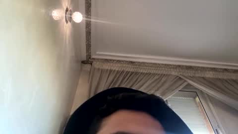 kwpspsvqj online show from February 15, 4:37 pm