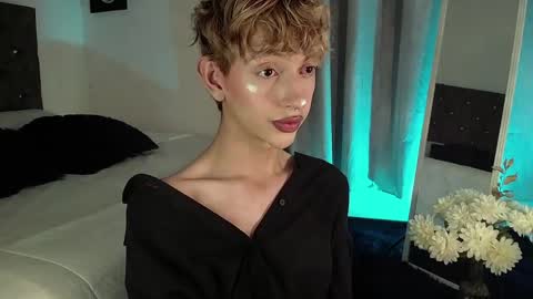 Kyle Cooper online show from December 23, 12:57 am