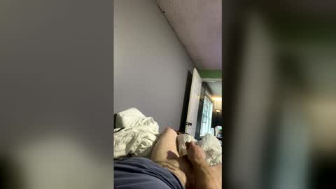 kylecrandlemire41 online show from April 16, 10:48 am