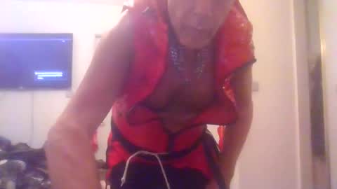 kylestrips4youq online show from January 6, 6:34 pm