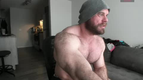 l0v35_2_5p00g3 online show from April 23, 4:42 pm