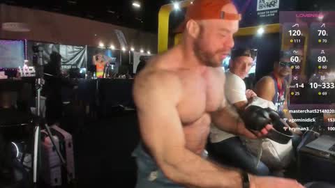 l0v35_2_5p00g3 online show from November 9, 8:24 pm