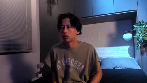 labrinthteasing online show from March 21, 12:09 pm