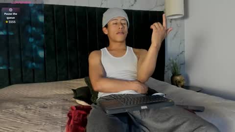 labrinthteasing online show from September 24, 12:47 pm