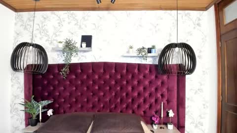 labrinthteasing online show from March 17, 1:13 pm