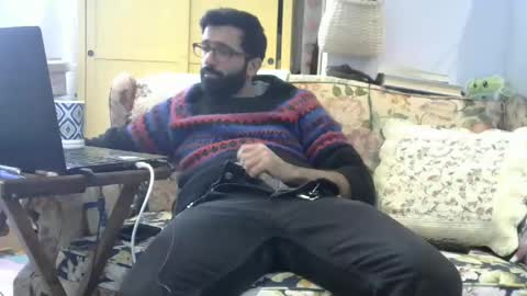 Ali online show from February 9, 6:26 pm