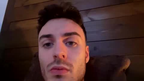 ladiesman217199719 online show from November 18, 6:44 pm